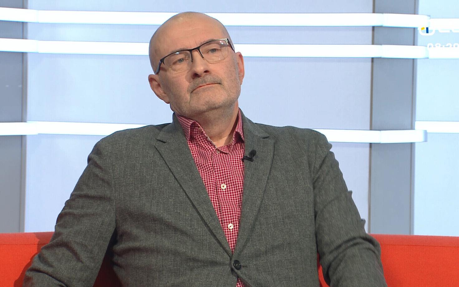 Арно Силлат.