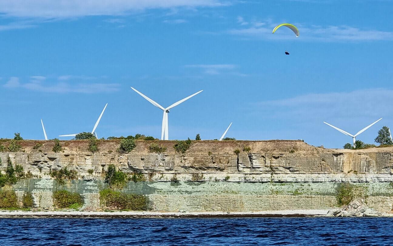 Wind turbines on Pakri cliff.