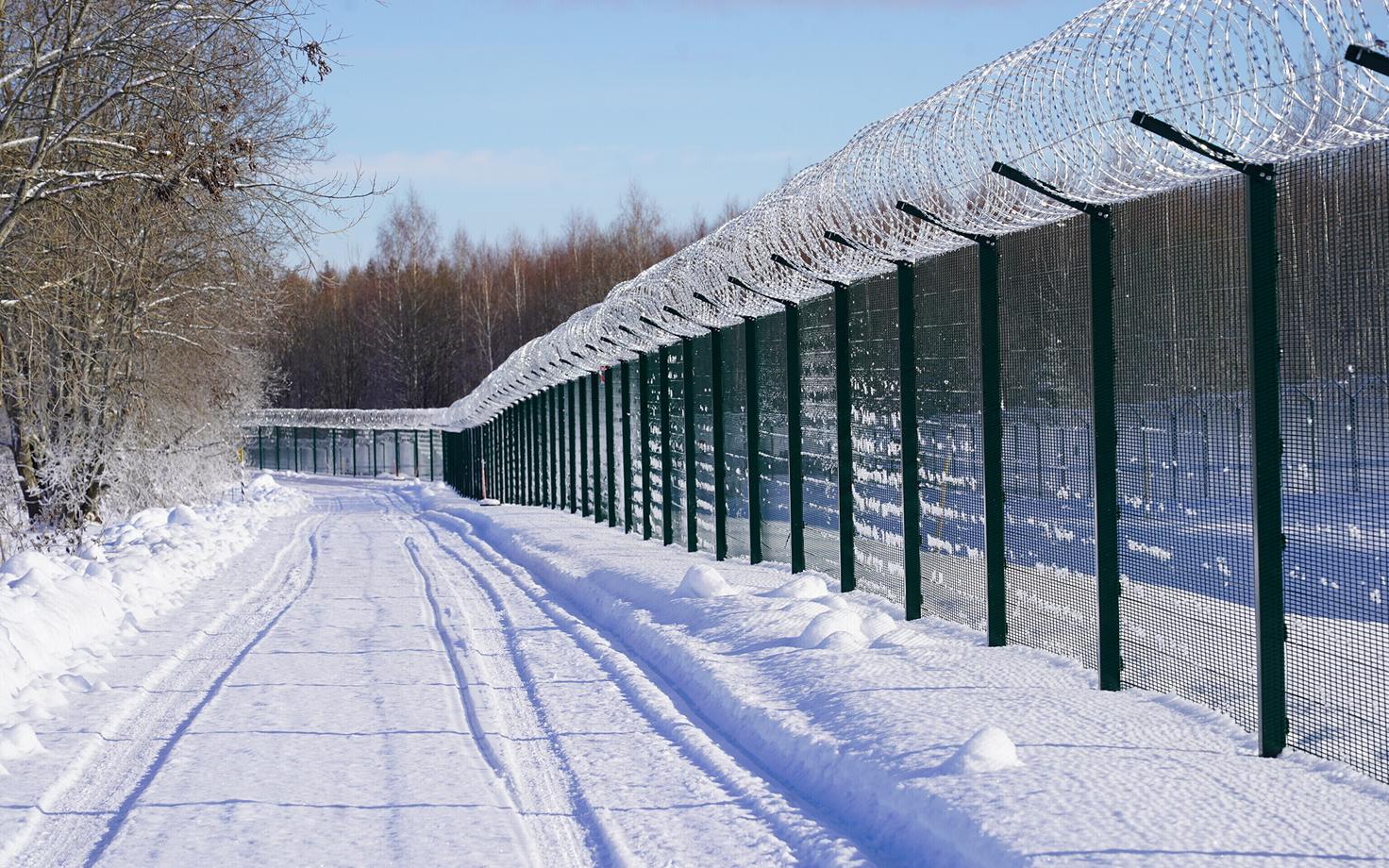 Строительство границы на юго-востоке Эстонии.