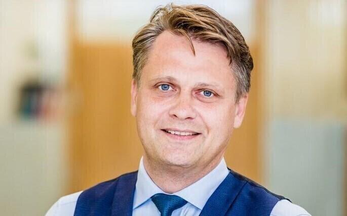 Андри Красс.