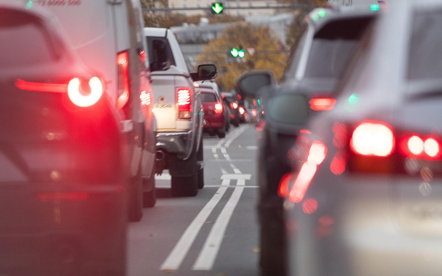 Автомобили. Иллюстративная фотография.