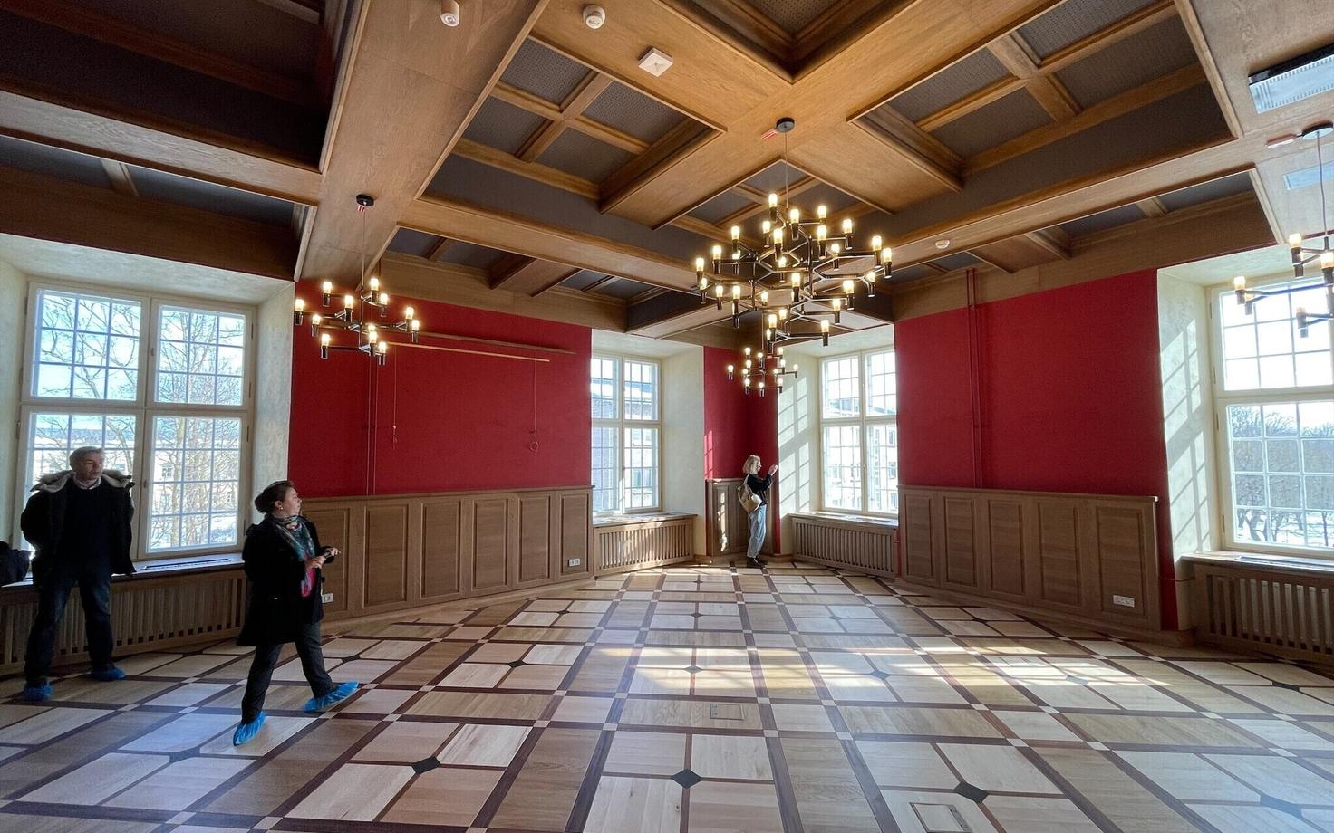 Нарвская ратуша.