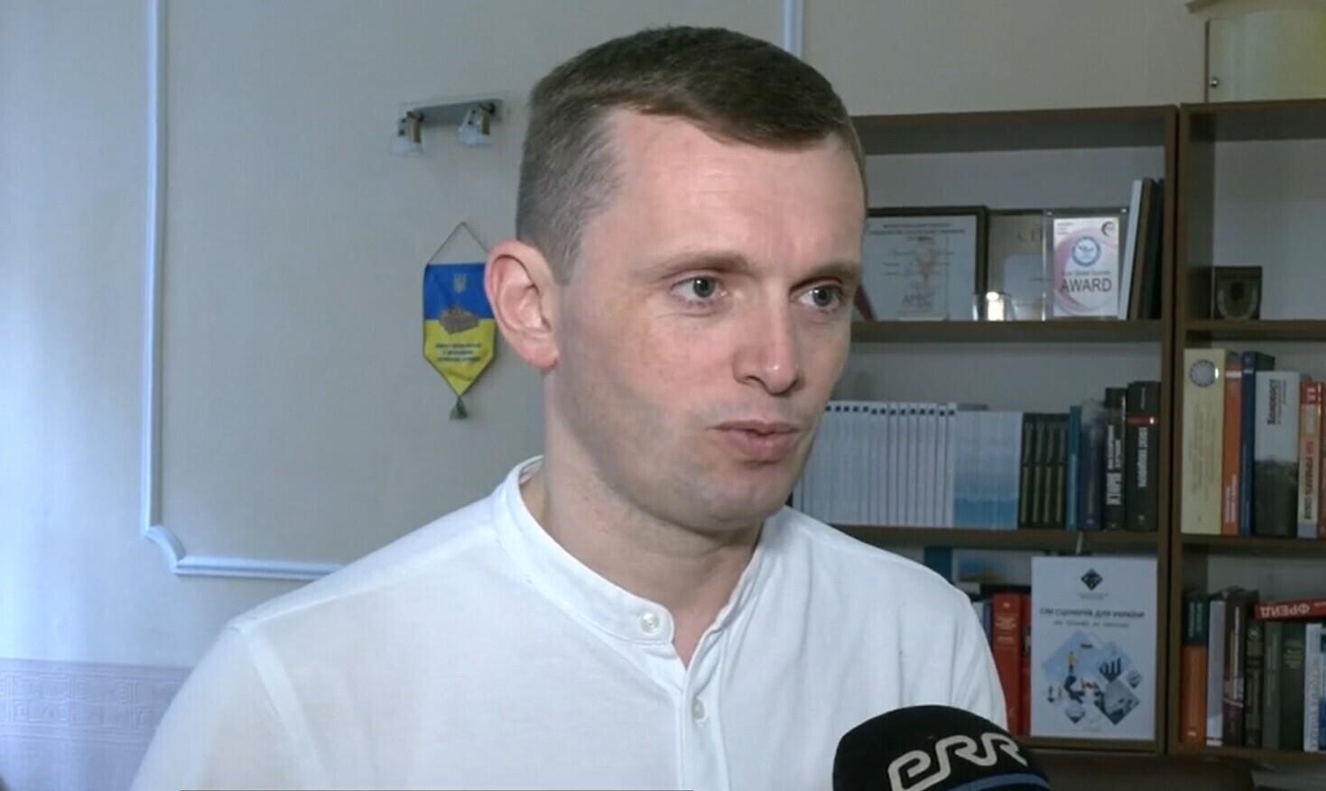 Руслан Бортник.