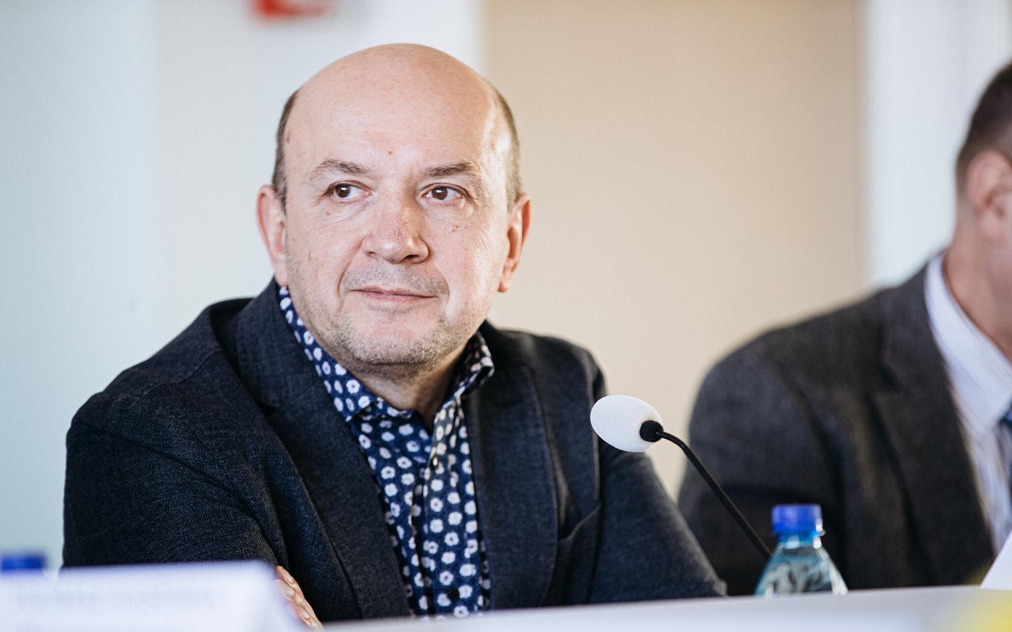 Калев Стойческу.