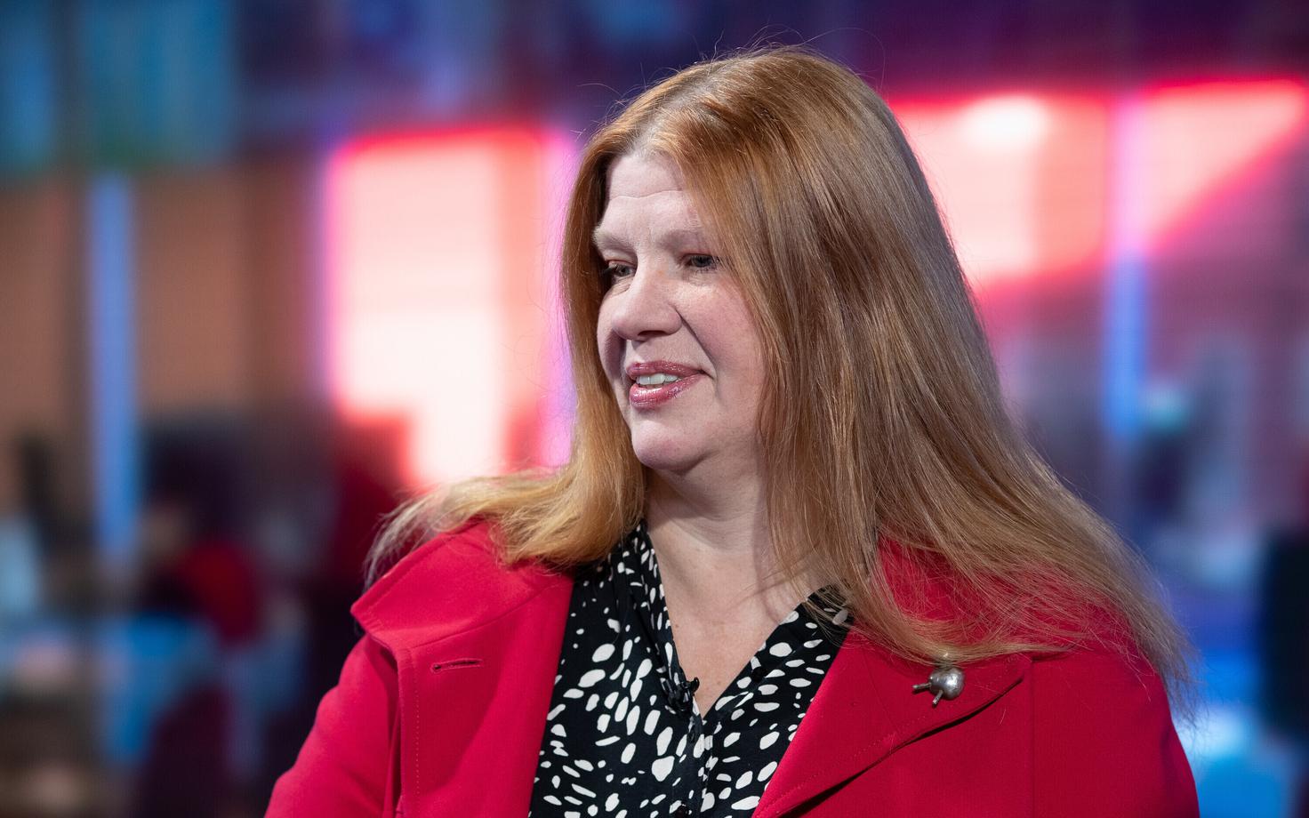 Карин Паулус.