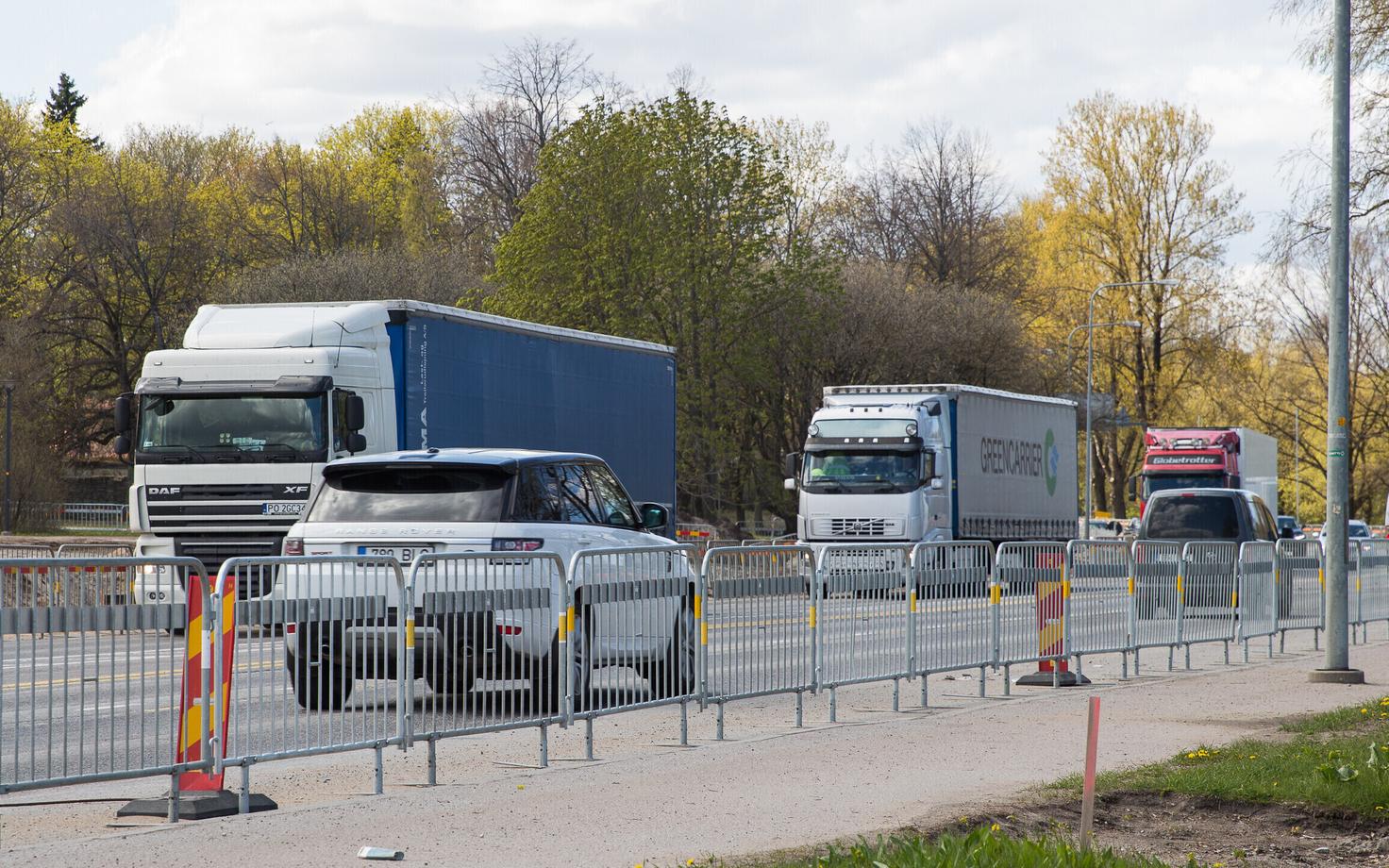 Грузовики. Иллюстративная фотография.