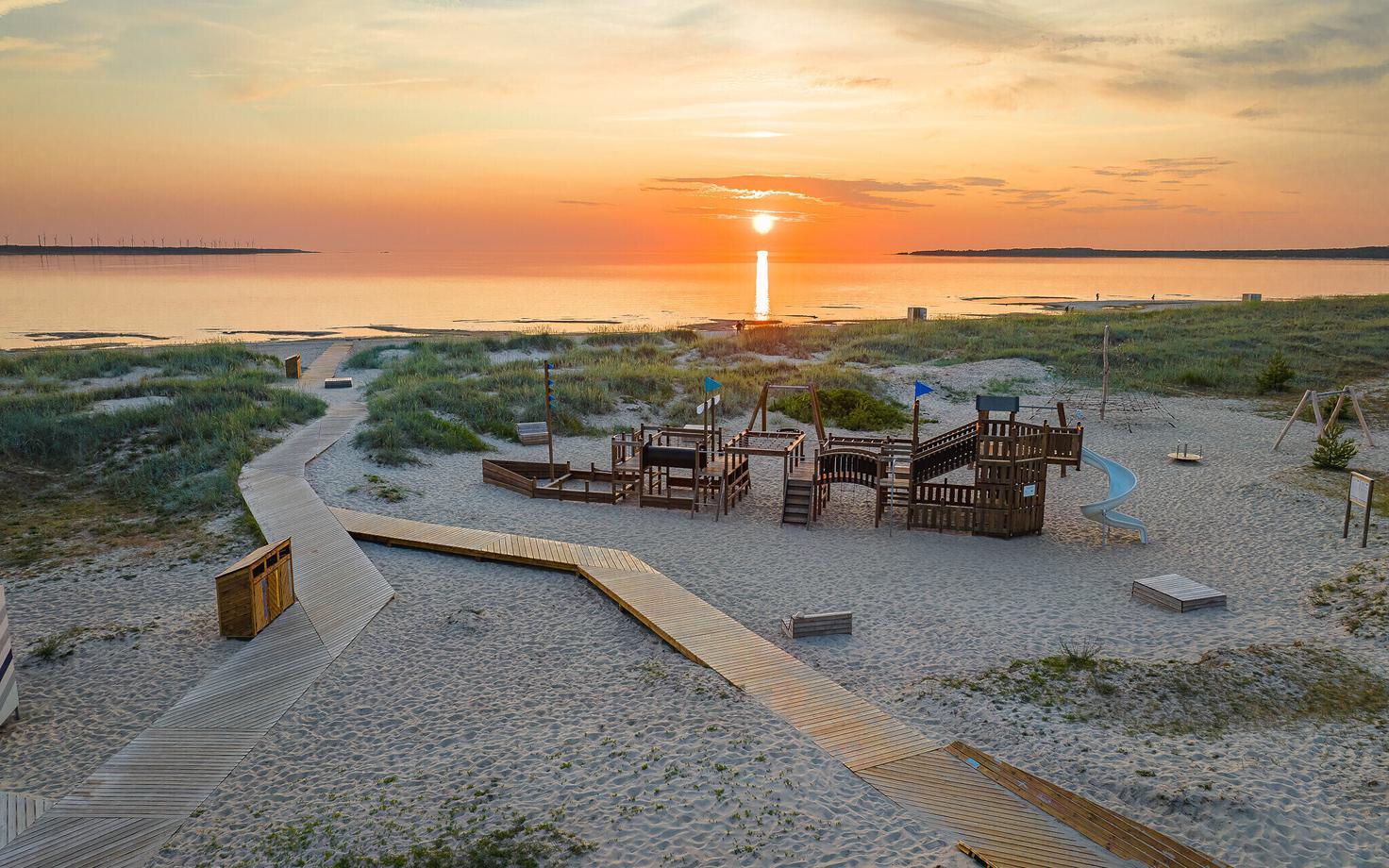 Пляж Клоогаранна.