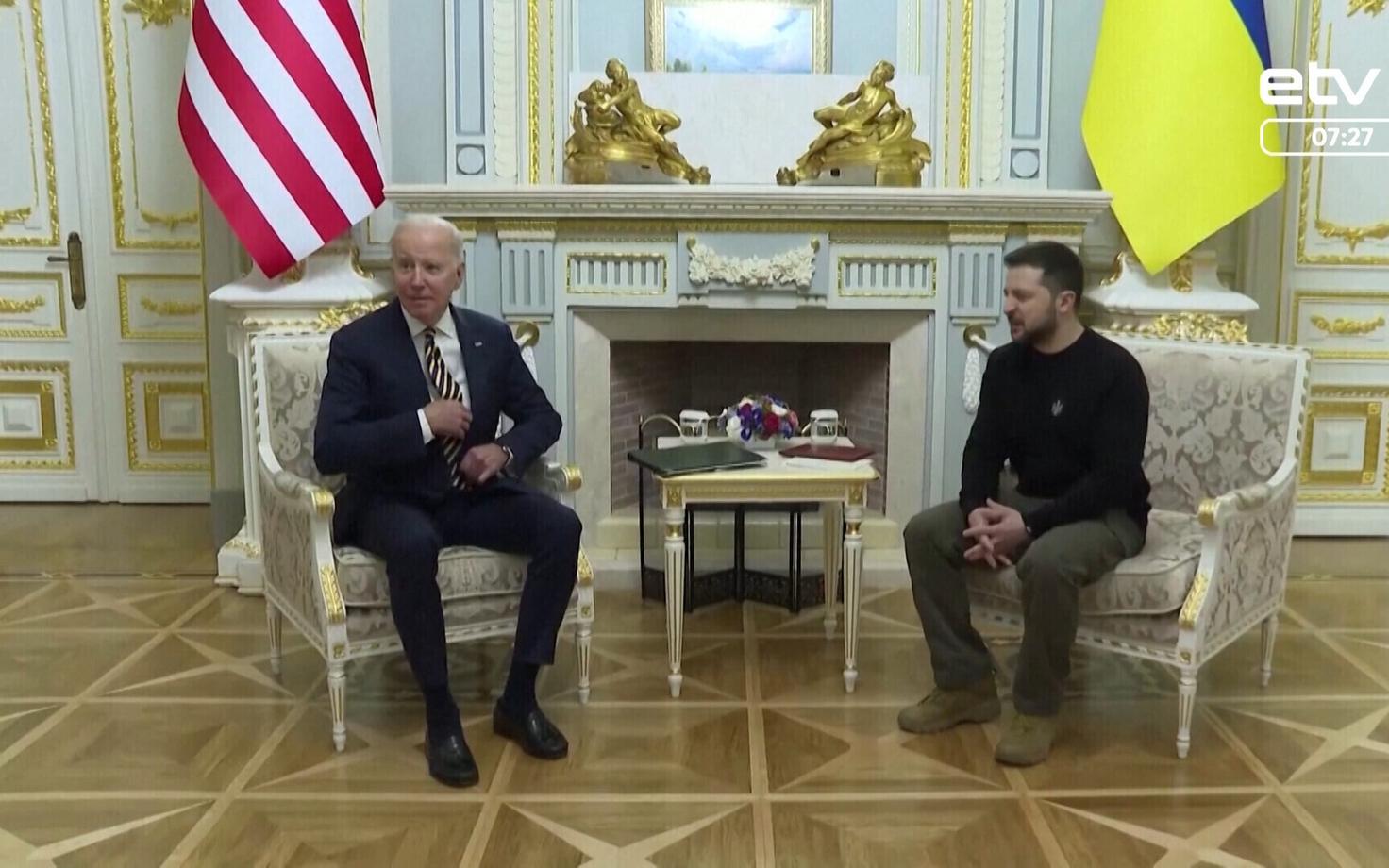 Джо Байден и Владимир Зеленский.