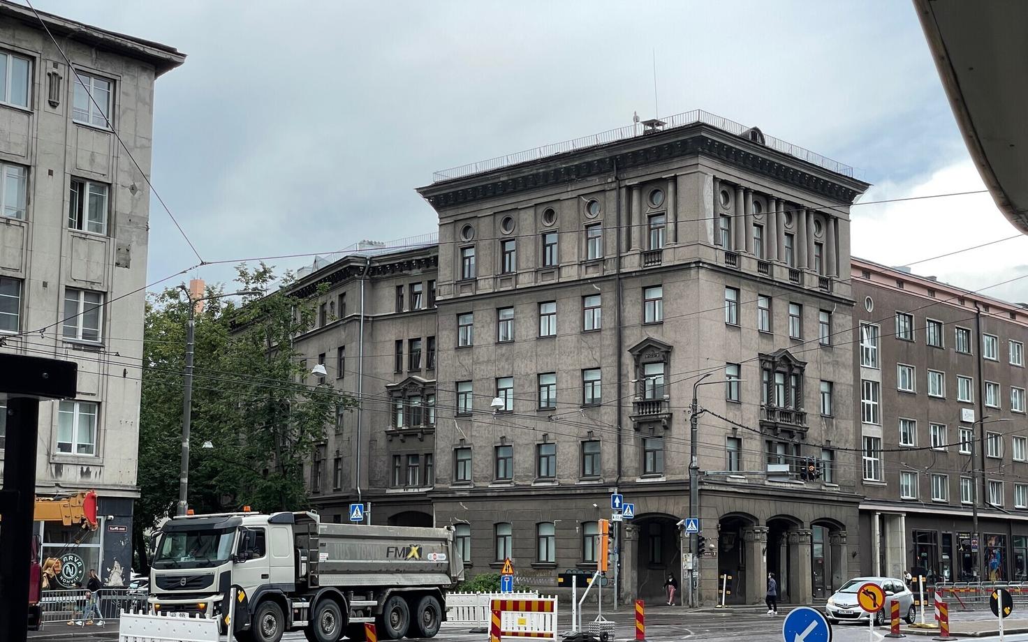 Здание на Нарвском шоссе, 8.