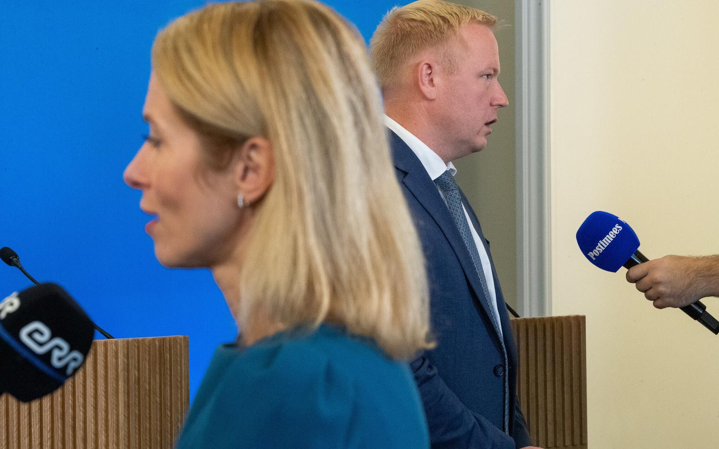 Премьер-министр Кая Каллас и министр финансов Март Вырклаэв.
