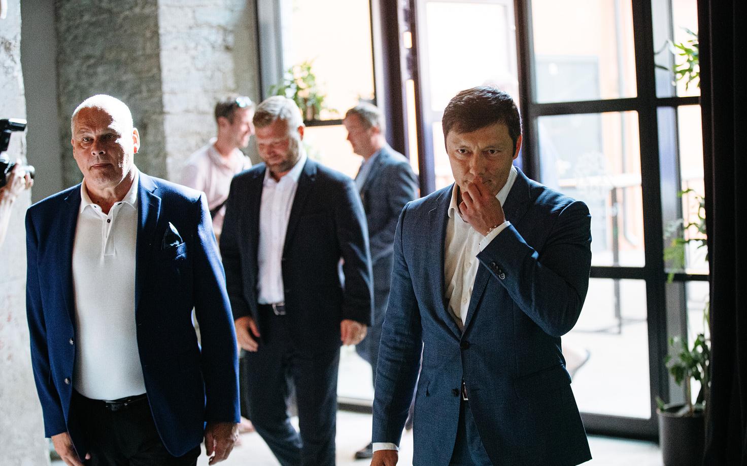 Яан Тоотс и Михаил Кылварт.