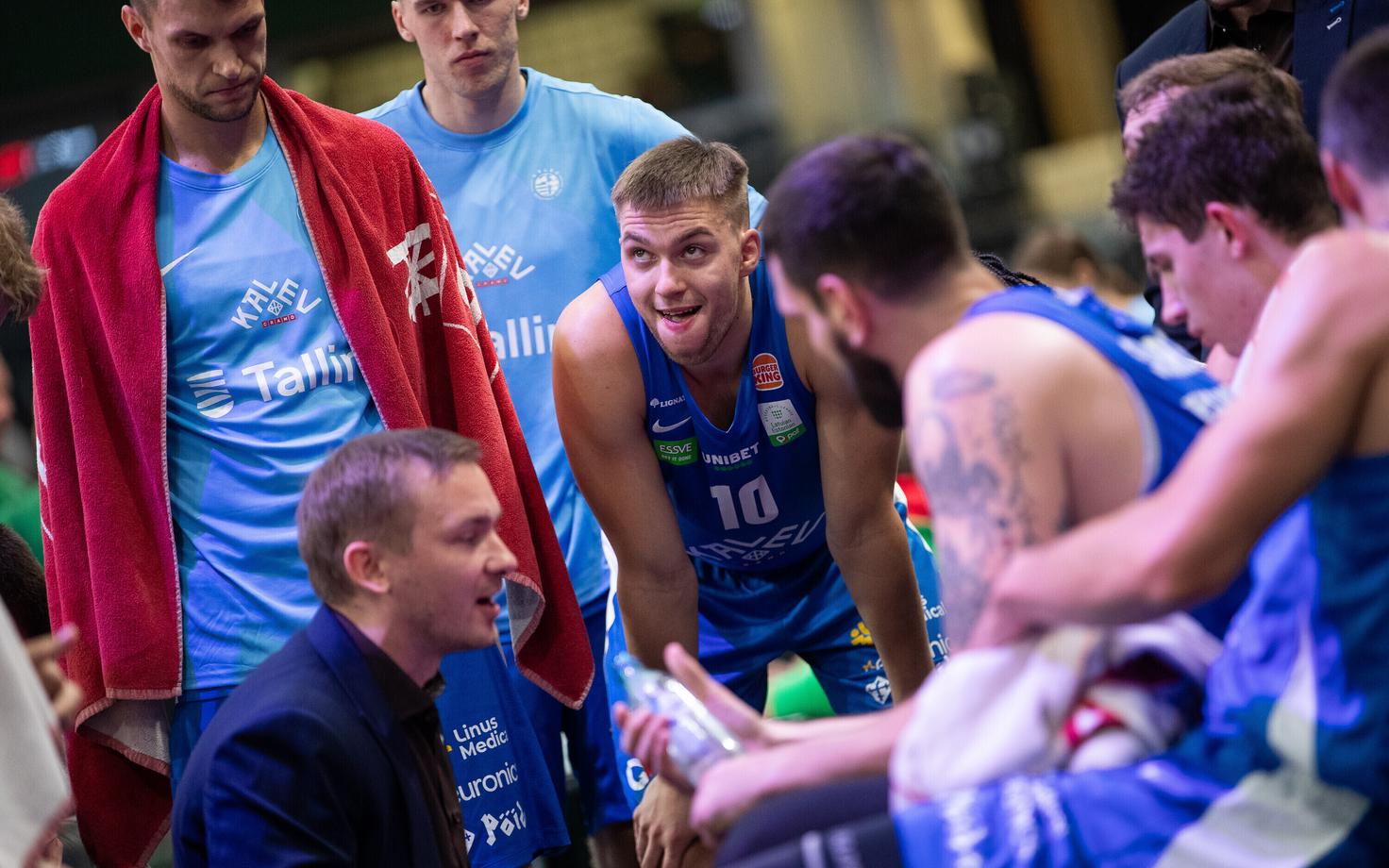 Баскетболисты