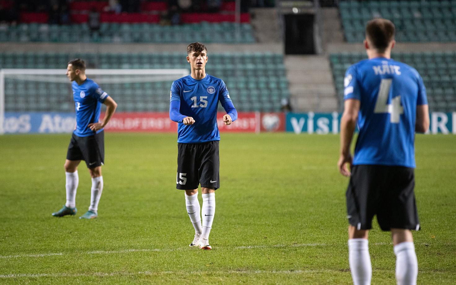 Martin Vetkal (keskel) ja Mattias Käit