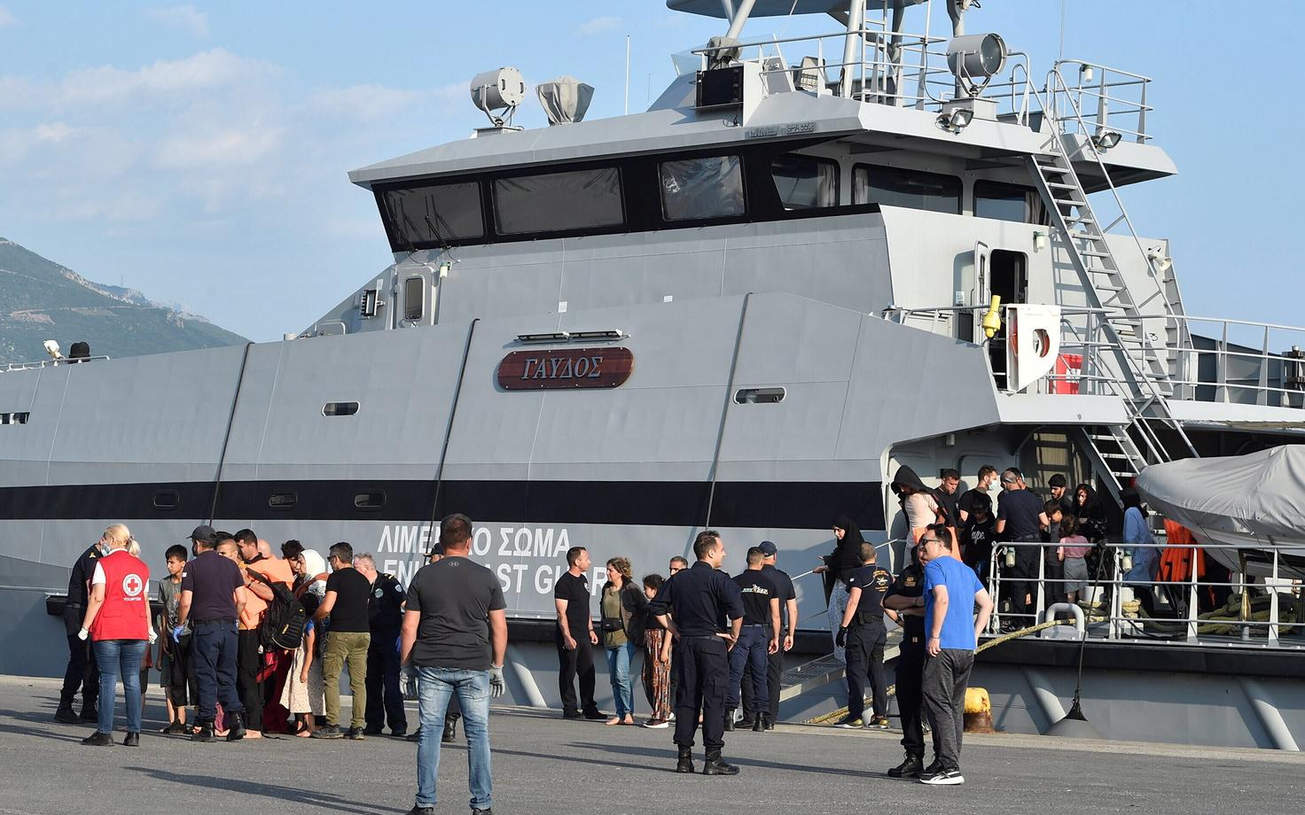 Корабль береговой охраны Греции.