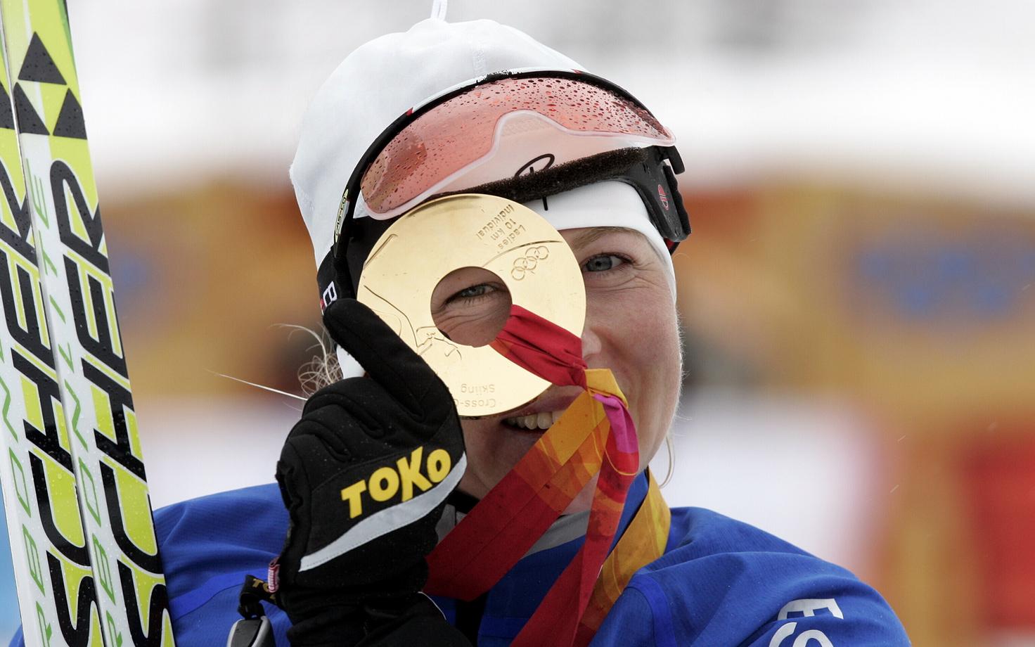 Kristina Šmigun Torino olümpiakullaga