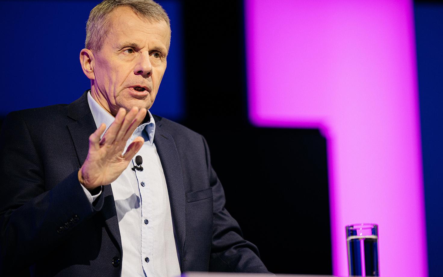 Юрген Лиги.