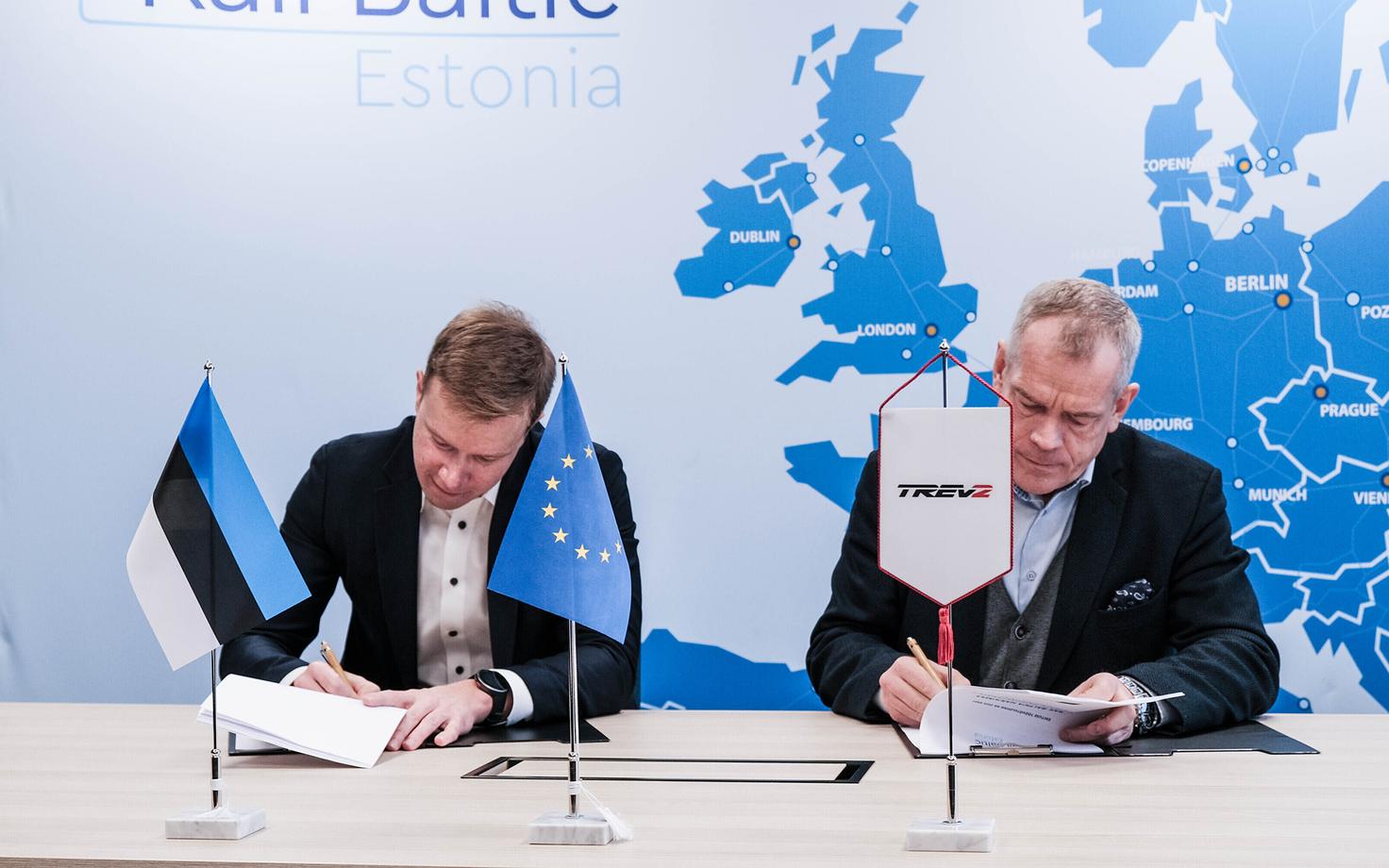 Rail Baltic Estonia juhatuse esimees Anvar Salomets ja AS-i TREV-2 Grupp juhatuse esimees Sven Pertens.
