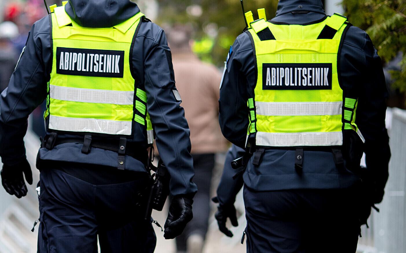 Помощники полицейских. Иллюстративная фотография.