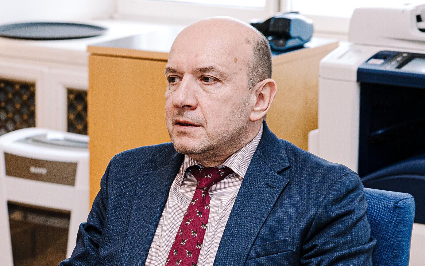 Калев Стойческу.