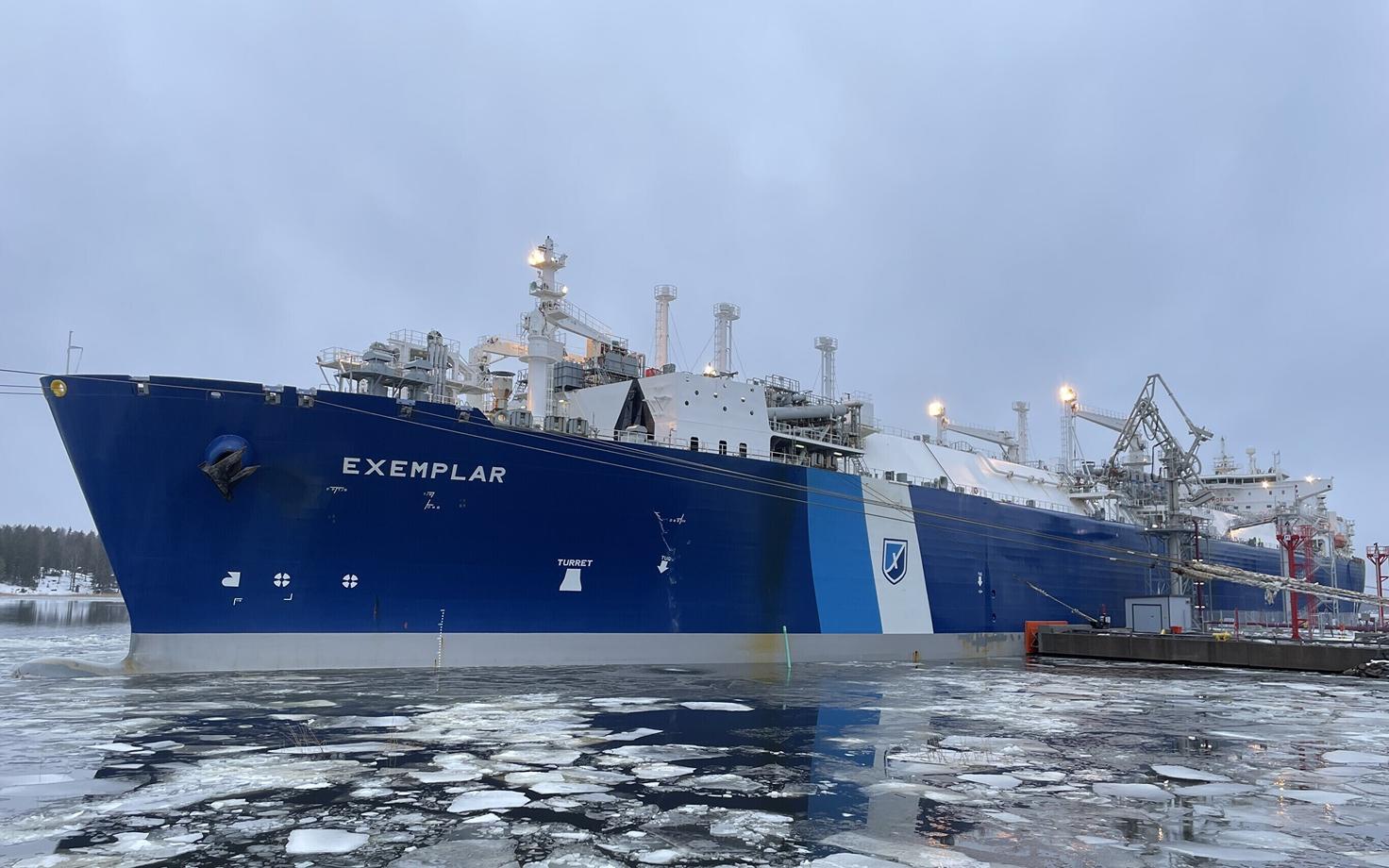 LNG-ujuvterminal Exemplar Soomes Inkoo sadamas.