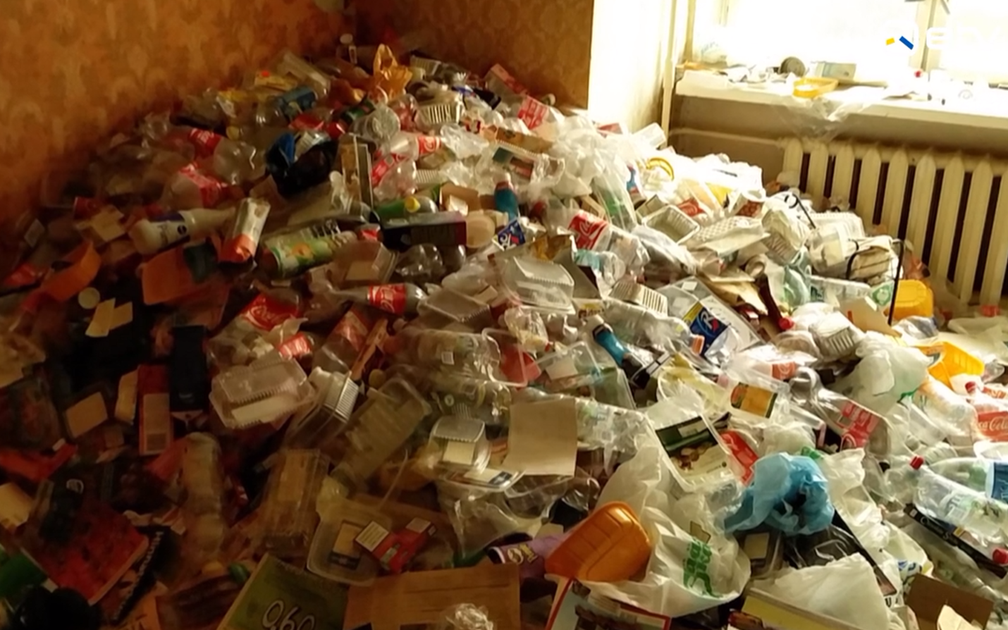 Квартира человека, увлеченного накопительством.