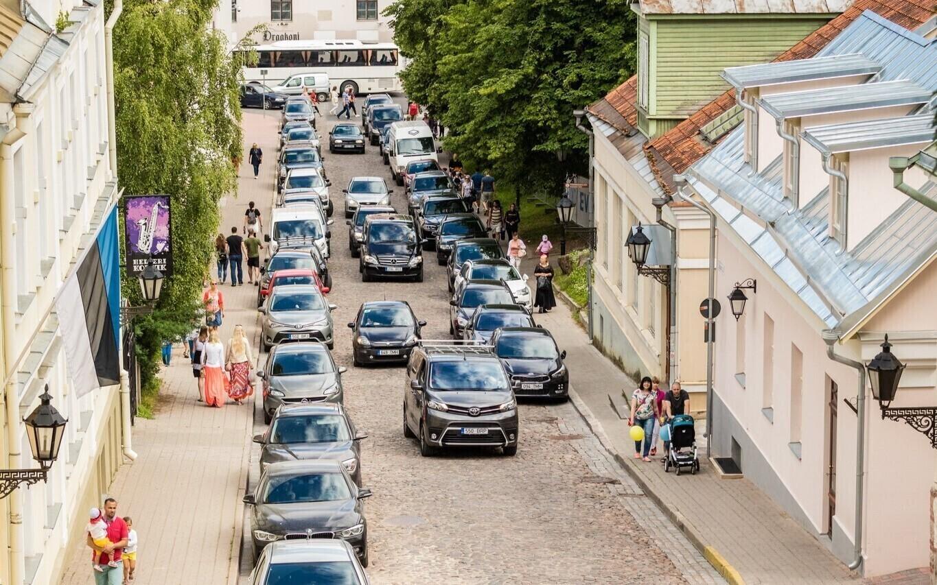 Улица Лосси в Тарту.