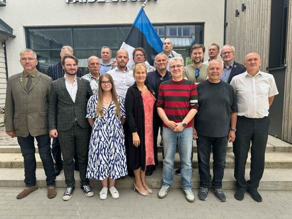 Инициативная группа создаваемой партии ERK.