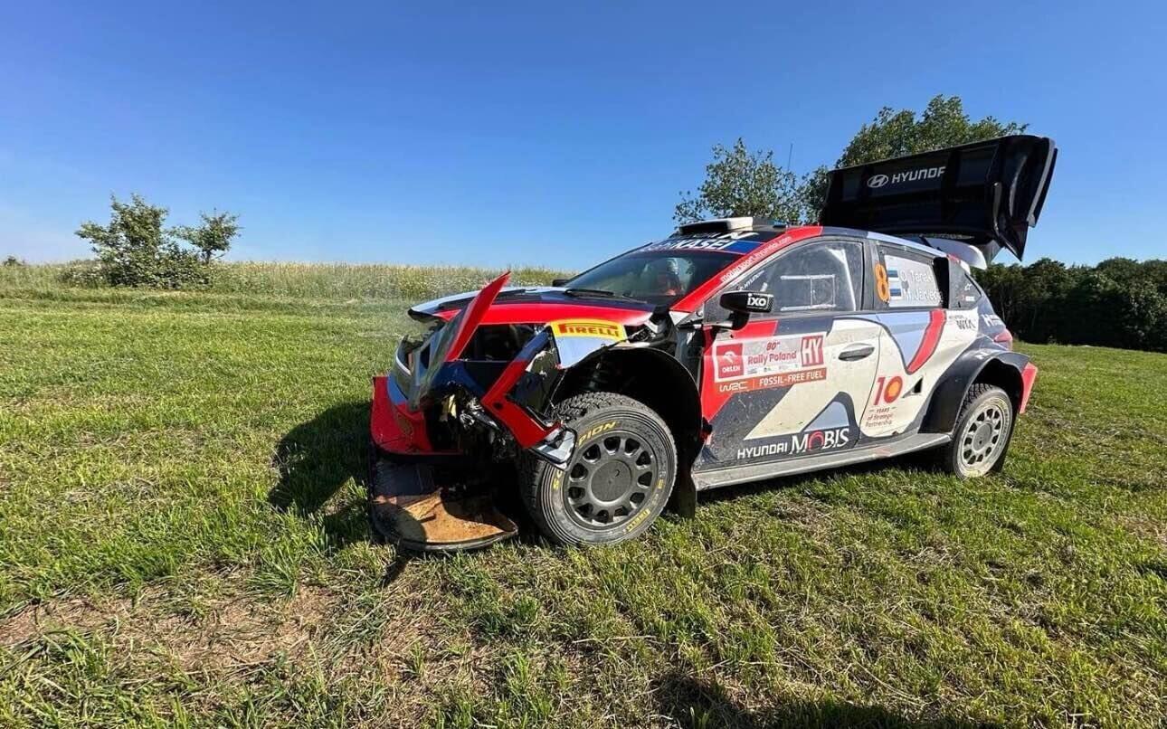 Ott Tänaku auto Poola ralli 2. kiiruskatse järel.