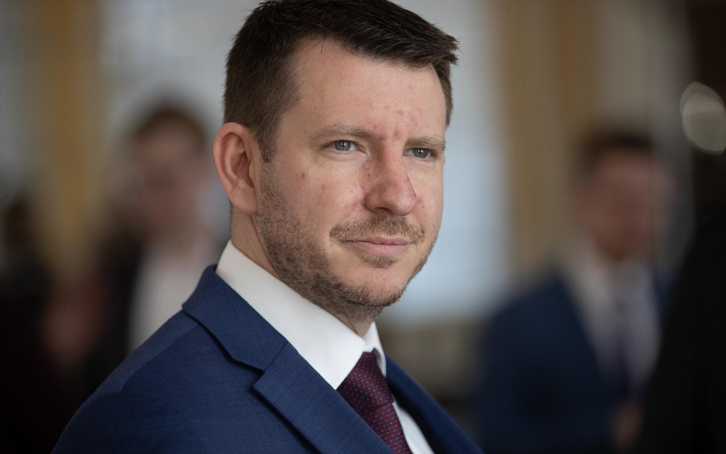 Йонатан Всевиов.