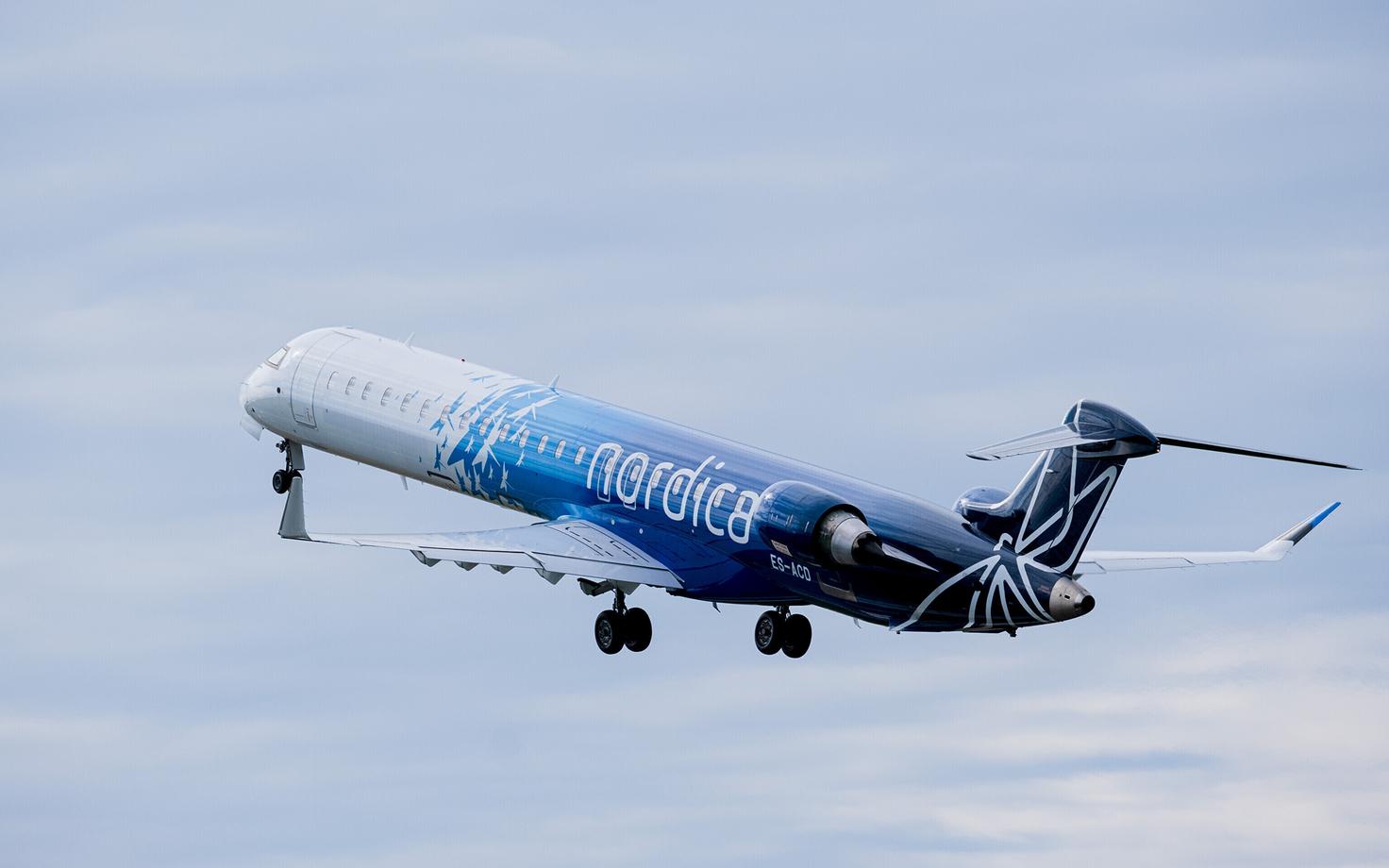 Самолет Nordica.