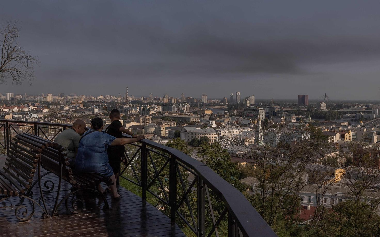 Venemaa rünnaku tagajärjel tekkinud suitsupilv Kiievi kohal