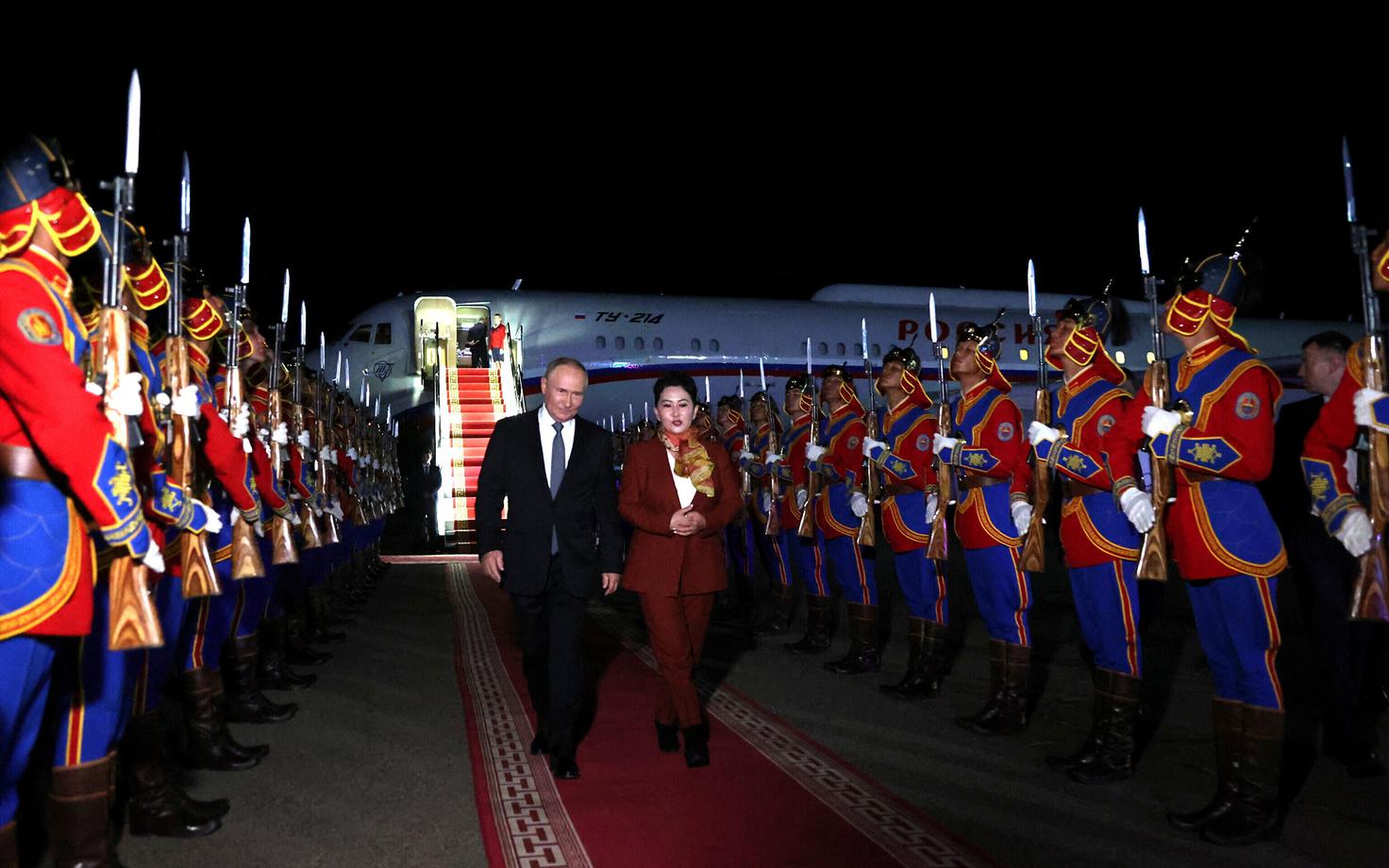 Vladimir Putin jõudis Mongoolia pealinna Ulaanbaatarisse