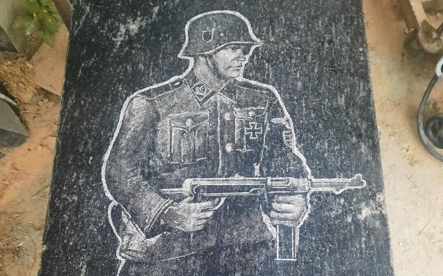 Lihula monumendi koopia.