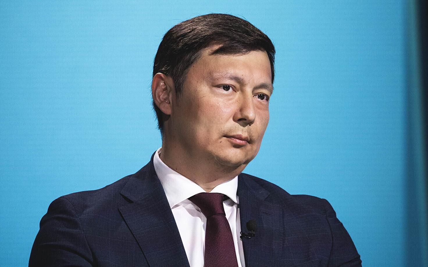 Михаил Кылварт.