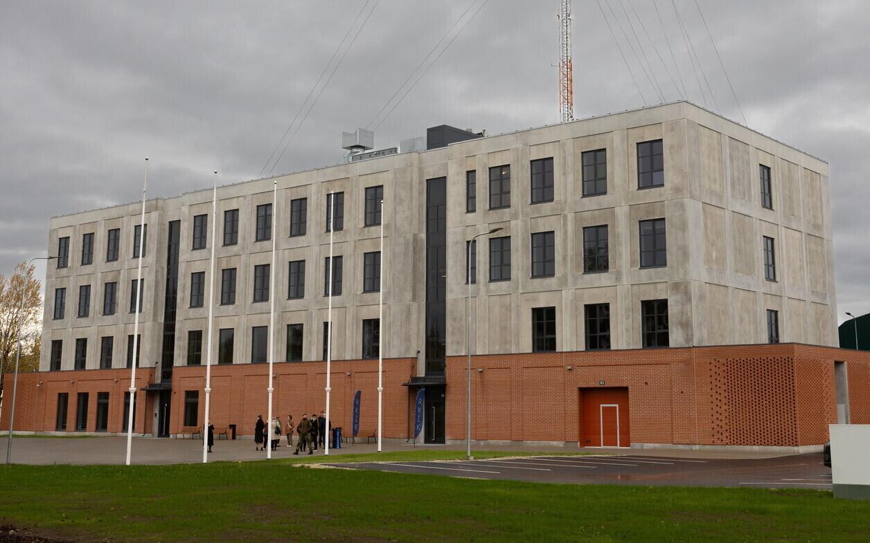 The new Defense Academy building in Tartu.