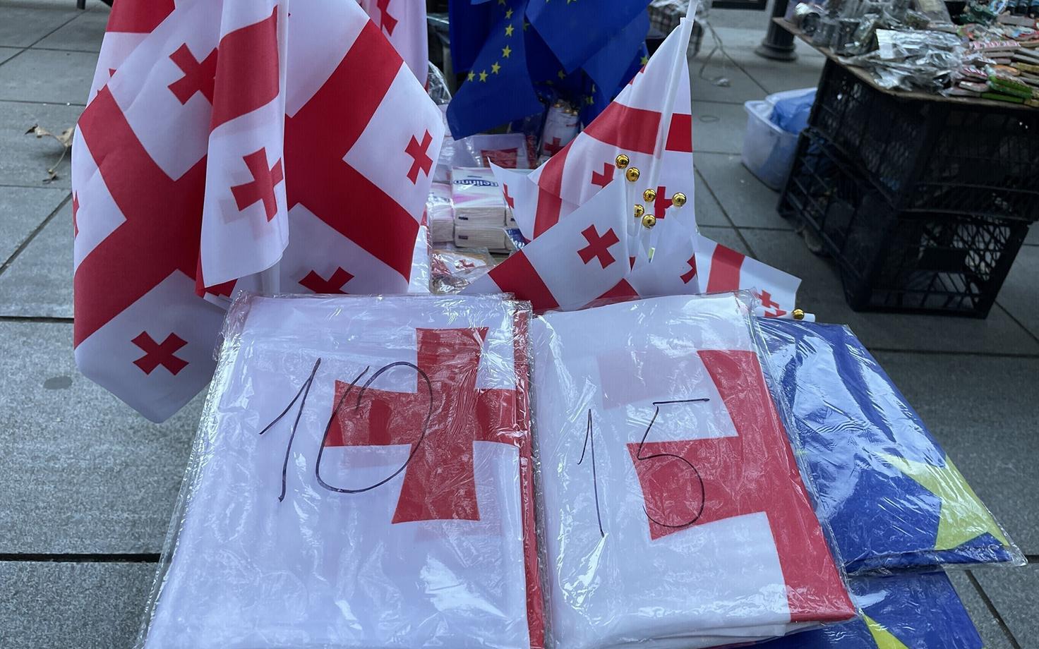 Оппозиционный митинг в Тбилиси вечером 28 октября.