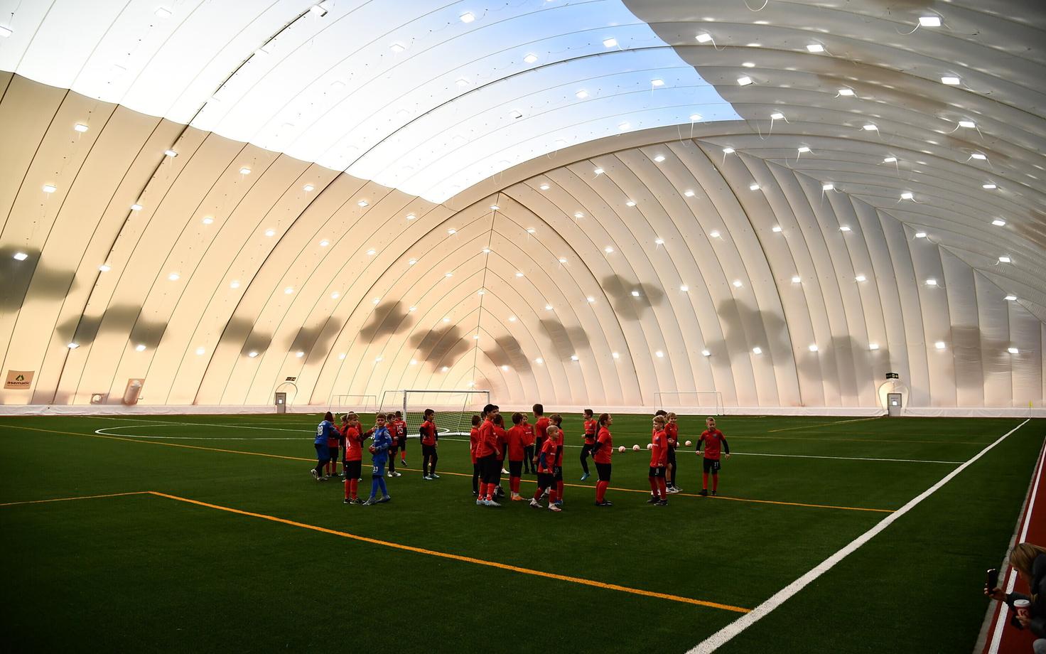 Открытие футбольного холла в Нарве.