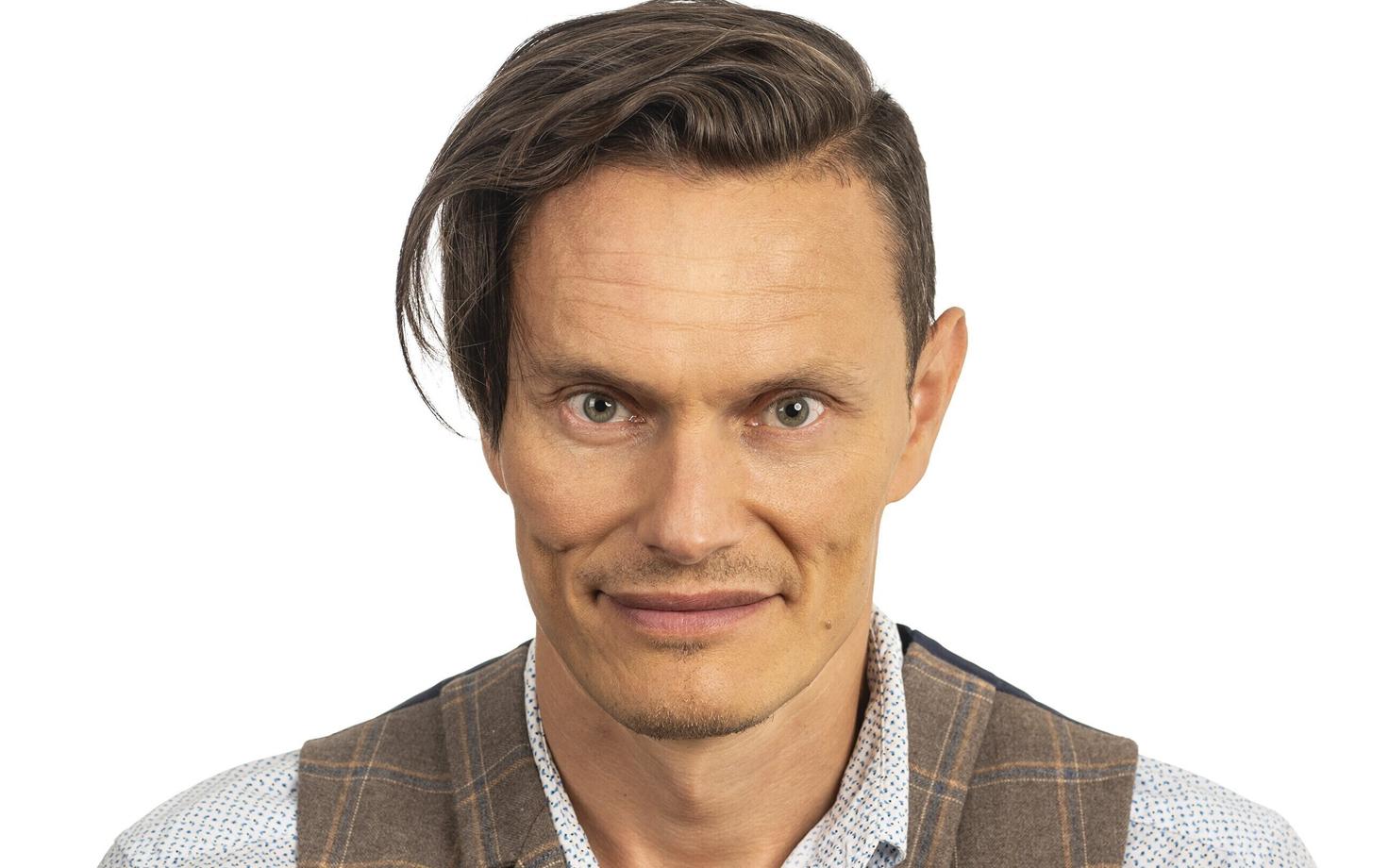 Тарво Сармет.