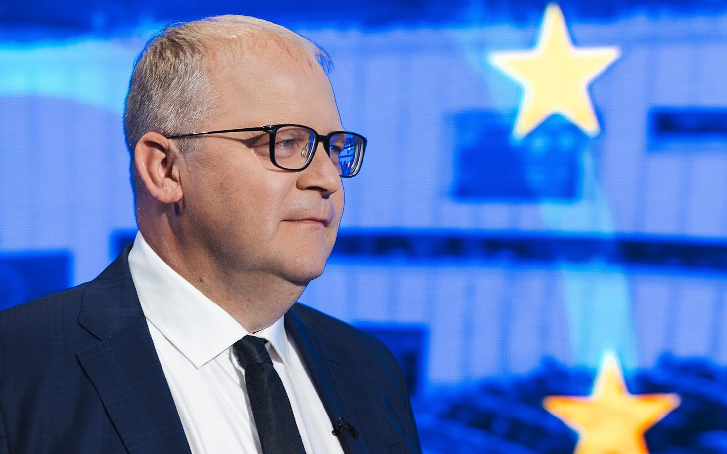 Урмас Паэт.