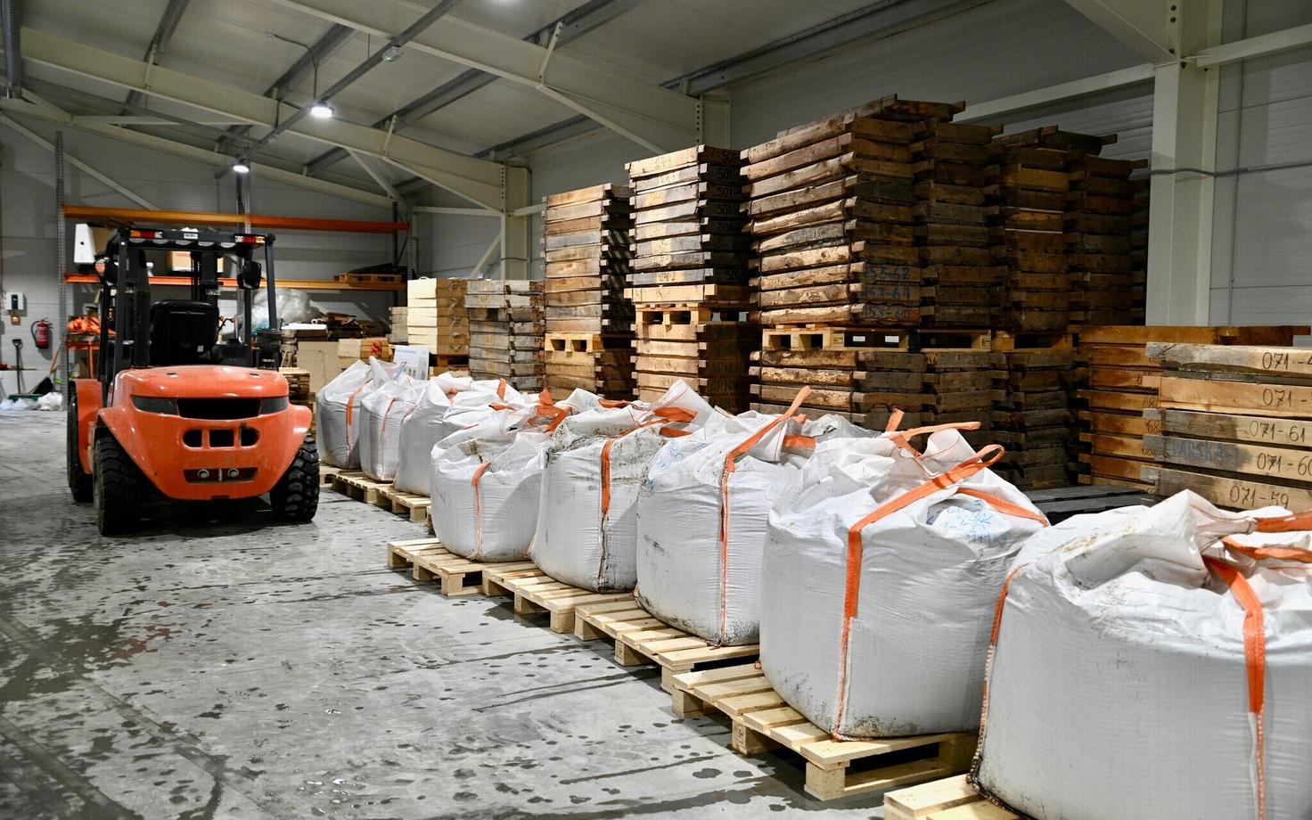 Kotid fosforiidiga Arbavere uurimiskeskuses.