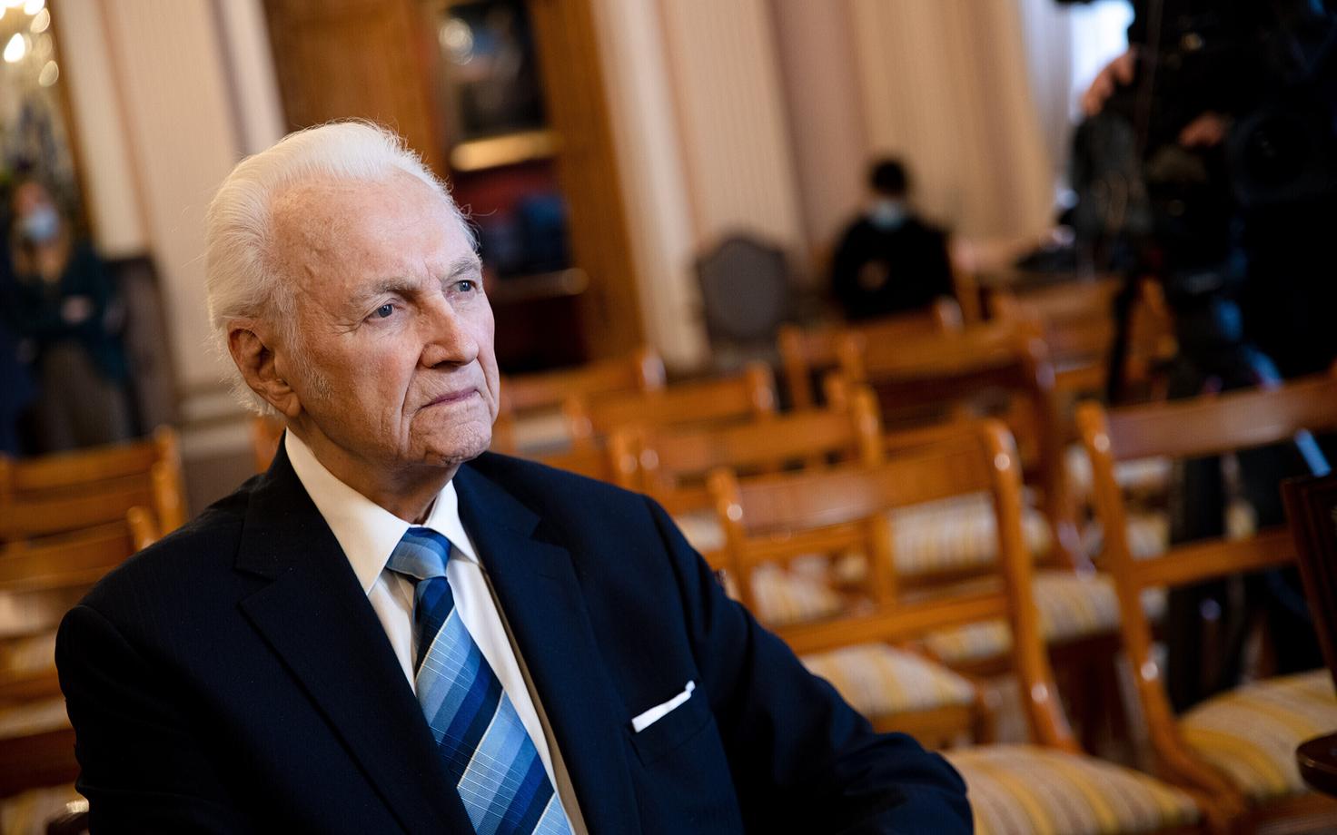 Arnold Rüütel 2022. aastal.