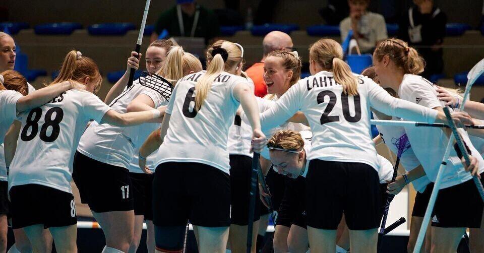 Eesti naiste saalihokikoondis