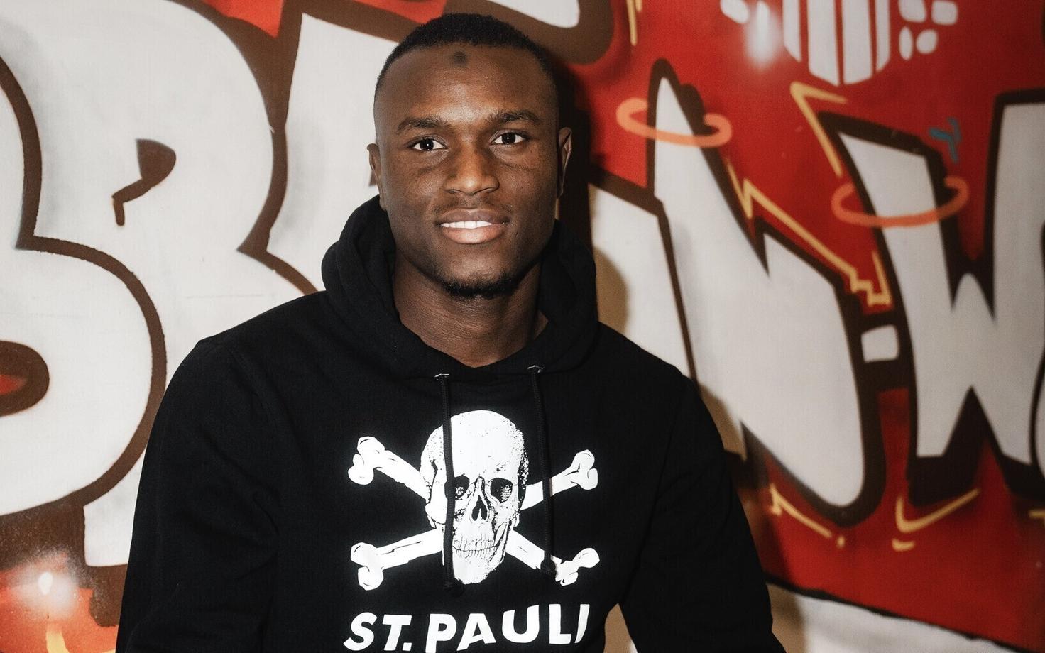 Абдули Сисей.