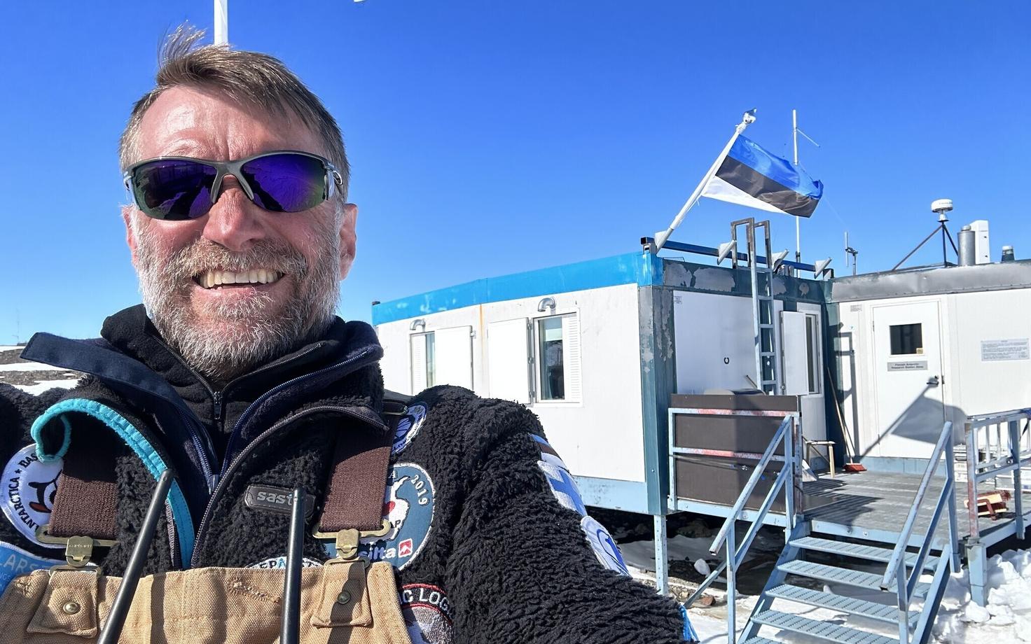Priit Tisler is living in the Aboa station in Antarctica.