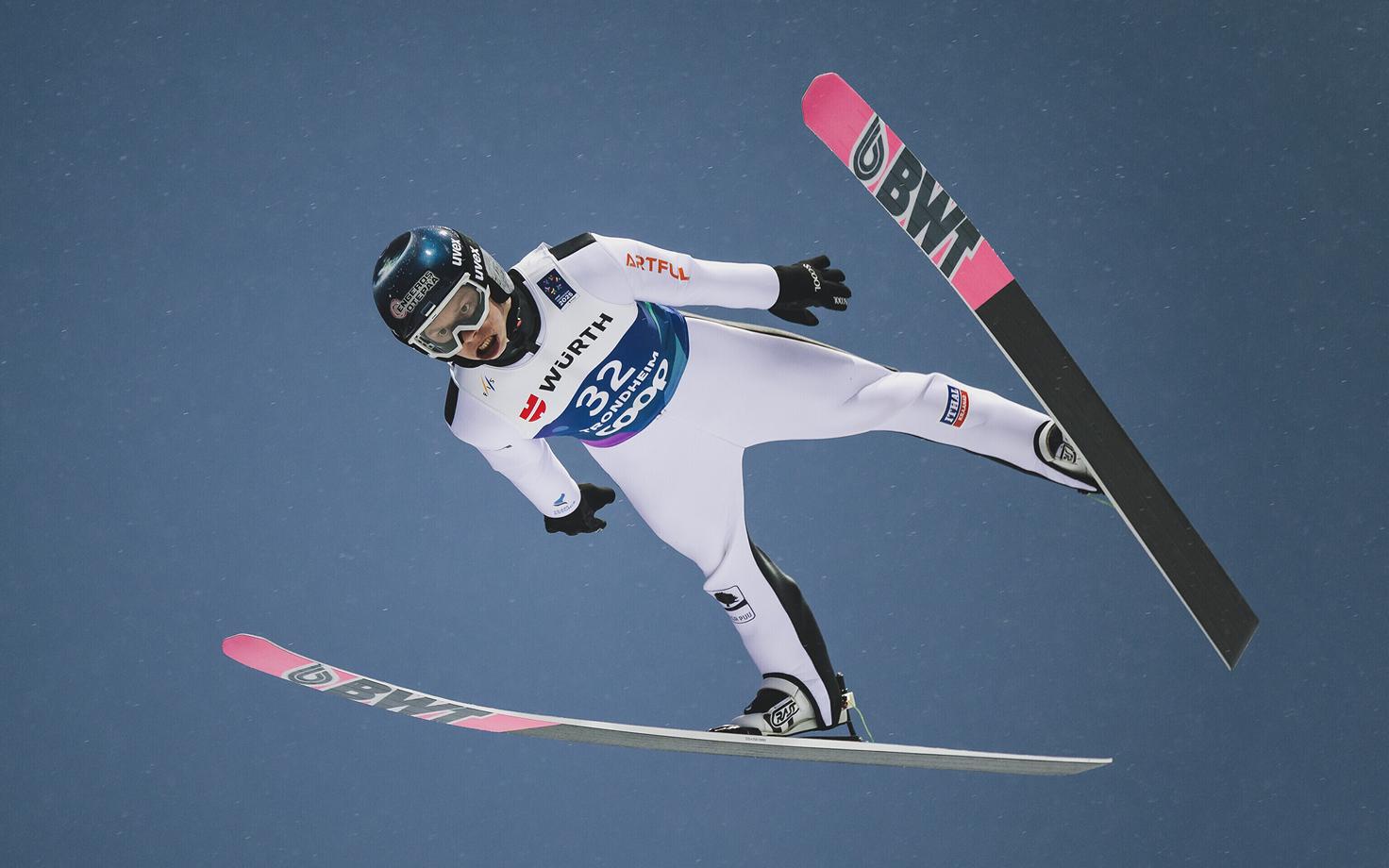 Артти Айгро.