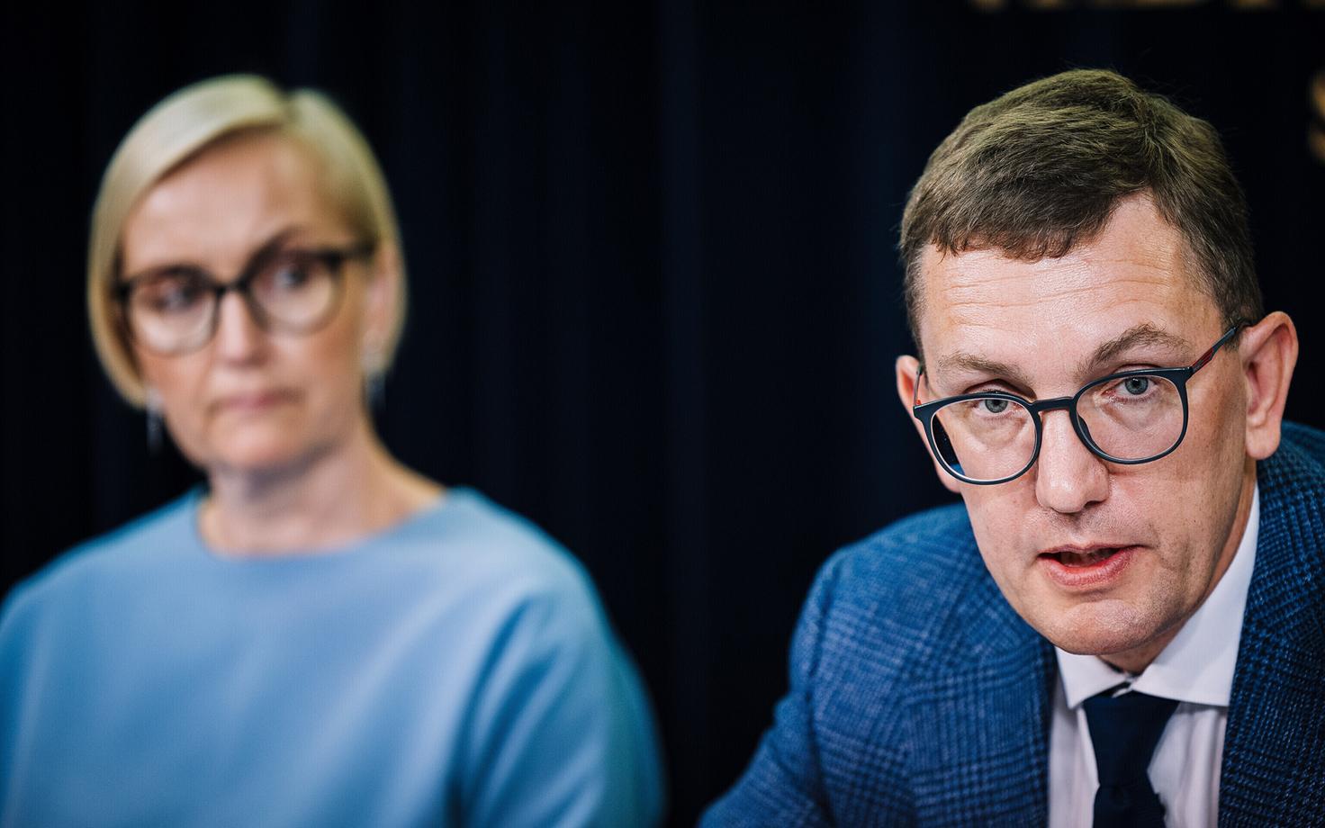 Kristina Kallas ja Kristen Michal.