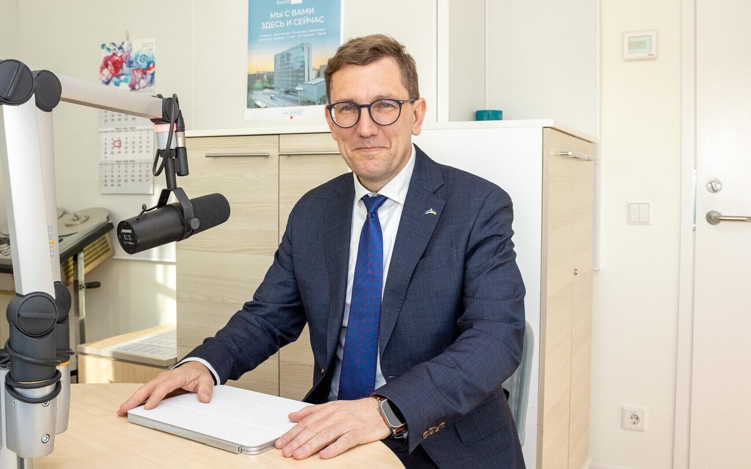 Кристен Михал.