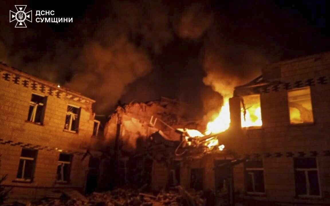 Sumõ oblastis asuv Krasnopillia pärast Venemaa õhurünnakut