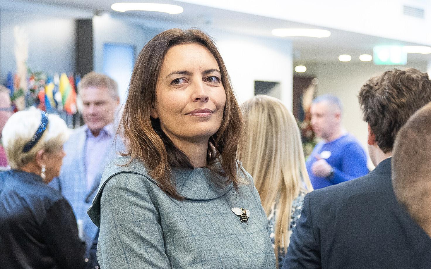 Кармен Йоллер.