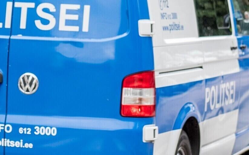 Полицейский автомобиль.